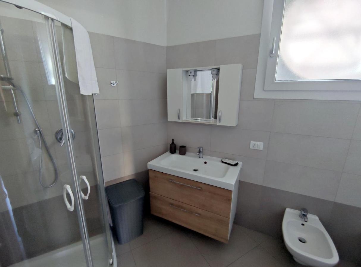 Appartamento Grey House Pavia Con Box Privato Esterno foto