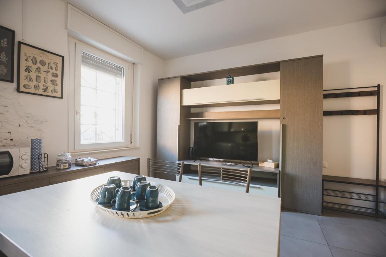 Appartamento Grey House Pavia Con Box Privato Esterno foto