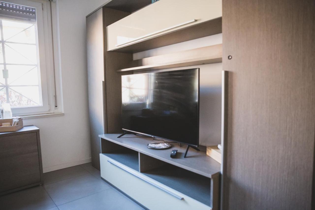 Appartamento Grey House Pavia Con Box Privato Esterno foto