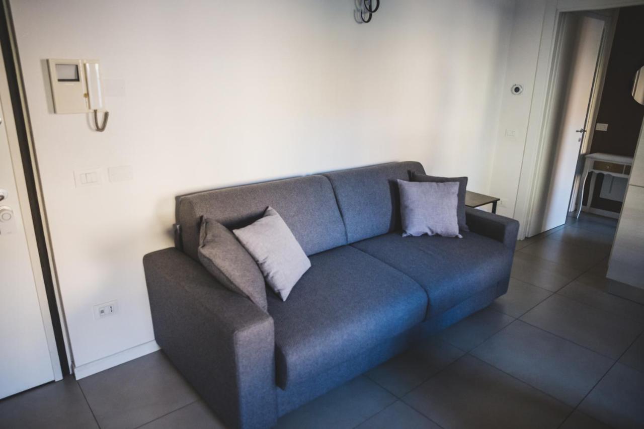 Appartamento Grey House Pavia Con Box Privato Esterno foto