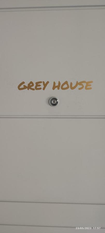 Appartamento Grey House Pavia Con Box Privato Esterno foto